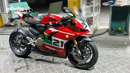  1 Ducati V2 special edition Bayliss - WhatsApp 056-9000 354