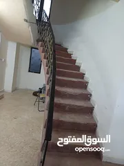  11 منزل دوبلكس شبه مستقل للبيع