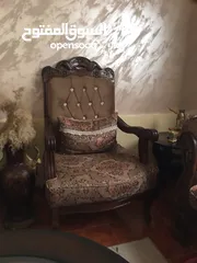  4 طقم كنب مستعمل 9مقاعد بحالة ممتازة -الزرقاء