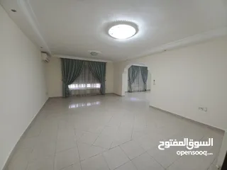  5 شقة غير مفروشة للإيجار 300م2 ( Property 19651 )-174847771