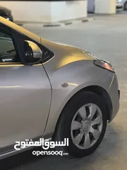  8 مازدا 2 هاتشباك 2013  فحص جيد  صيانة وكالة  حالة ممتازة  اقتصادية وعملية