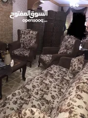  3 طقم كنب 7 مقاعد مع   للبيع