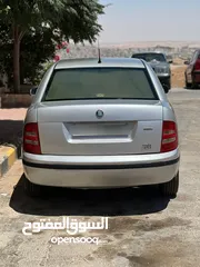  5 سكودا فابيا 2002