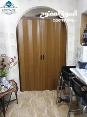  4 أبواب اكورديون