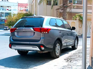  5 MITSUBISHI OUTLANDER 2.4L 2019 ZERO ACCIDENT SUV IN EXCELLENT CONDITION FOR SALE