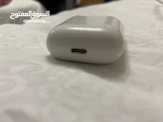  5 AirPods model 3