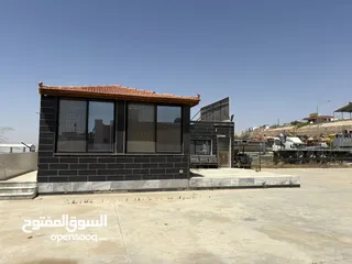  3 معرض في المنطقة الحرة