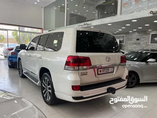  5 LAND CRUISER 2019