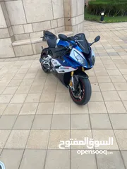  1 BMW 2015 1000 cc