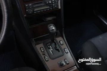  20 Mercedes Benz C200 1997