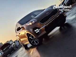  1 KIA SPORTAGE LX 2020