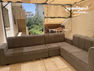  2 كورنر للبيع