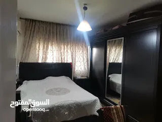  3 شقة ب حي راقي خلف قصر العدل..بالقرب من مجمع عمان. للبيع بسعر مغري