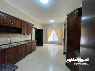  5 شقة غير مفروشة في دير غبار ( Property 39516 ) سنوي فقط