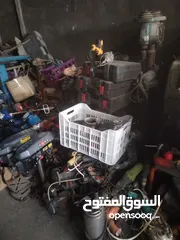  22 عدد صناعية وانشائيه مختلفه