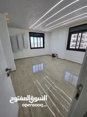  5 شقة غير مفروشة للايجار بالقرب من مشتل قليلية