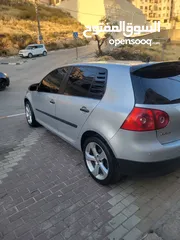  4 جولف MK5 2005 السياره شركة  سعر حرق في مجال 32