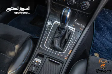  14 ‏( PREMIUM  PLUS +R ) E - GOLF  اي-جولف (بريميوم بلس + R ) كهرباء 2019   اعلى المواصفات صنف ( R )