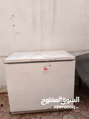  1 فريزر بطح كبير