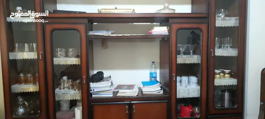  14 كنب+بوفيه لون بني مستعمل بحاله الجديد   للبيع بسعر 150