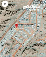 2 فرصة تم التخفيض فرصة للبناء  ثاني خط في مربع 11/2 العامرات المساحة  777م بالقرب من مسجد ناصر بن مرشد
