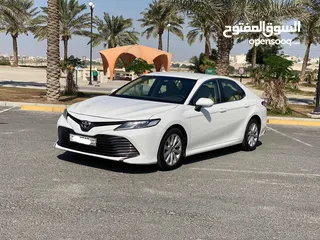  2 Toyota Camry LE 2019 (White)