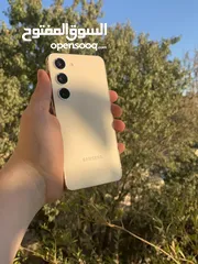  10 سامسونج اس 23 عادي 128 جيجا 8 جيجا رام جهاز بالنايلون ولا ربع خدش شريحتين فعليات