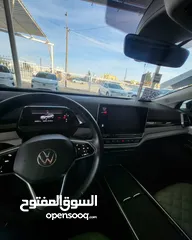  12 Volkswagen ID6 Crozz Pro 2022   بحاله الزيرو  ابلاك بيانو أعلى صنف