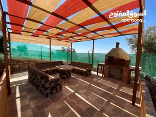  7 شالية ومزرعه للبيع