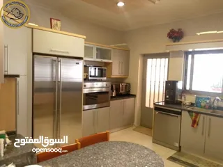  23 شقة مميزة للبيع في الرابية  - خلف أورانج ( Orange ) 250م مع حديقة وترسات 200م تشطيب سوبر ديلوكس