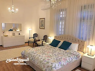  19 للبيع  فيلا مستقلة في منطقة الكرسي على مساحة أرض دونم و 320 م