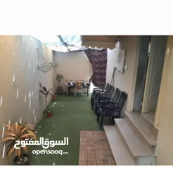  4 شقه ارضيه  للبيع
