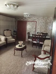  14 بيت للبيع  منطقة البارحة مميزه