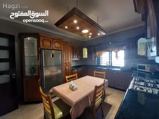  9 شقة مفروشة للإيجار 250م2 ( Property 17604 )