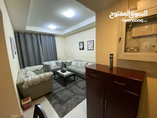  7 (محمد سعد) غرفتين وصاله مفروش للايجار الشهري بالقاسميه اطلاله مفتوحه رائعه مع فرش سوبر ديلوكس
