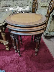  3 أثاث غرفة جلوس كامل (طقم كنب +طاولة صالون +3 طاولات صغيرة) بحالة جيدة جداً بسعر مغري