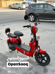  4 اسكوتر للبيع بحاله ممتاز جدا جدا