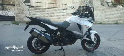  2 ktm 1300 cc super adventure