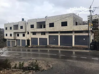  2 محلات او مخازن للايجار في عصيره الشماليه على الشارع الرئيسي