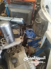  7 عدد صناعية وانشائيه مختلفه