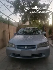  1 هوندا اكورد للبيع