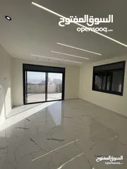  12 روف للبيع بعد كازية الهدى بالماصيون.