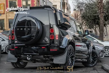  19 Land Rover Defender 2023 X-dynamic plug in hybrid  Urban package