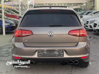  4 Volkswagen Golf R 4V gcc 2017