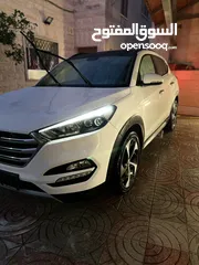  8 هيونداي توسان 2017