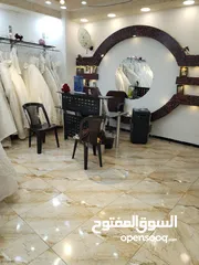  1 بداعي العودة لسوريا مشروع قائم منذ 9 سنوات بدخل ممتاز للبيع  صالون سيدات مع معرض فساتين في نفس
