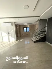  9 شاليهات فخمة للبيع عند البحر الميت