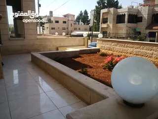  16 شقة مفروشة ارضية فاخرة للايجار بالقرب من الجامعه الاردنيه و جامعة الاميرة سمية الجبيهة 4 من المالك م