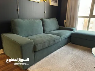  1 Sofas with coffee table in a good condition قنفات للبيع