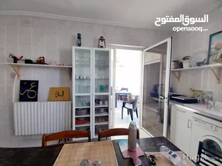  5 شقة للايجار في الشمساني  ( Property 33054 ) سنوي فقط